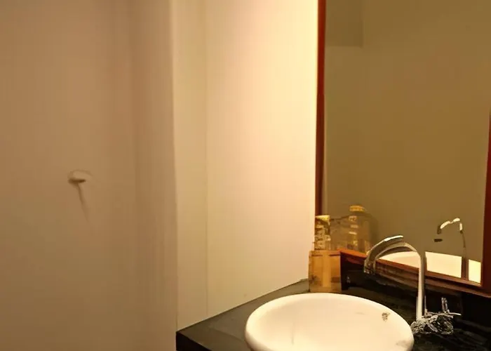 Superprático-amplo Apê Com Garagem Em Bairro Nobre Apartamento *