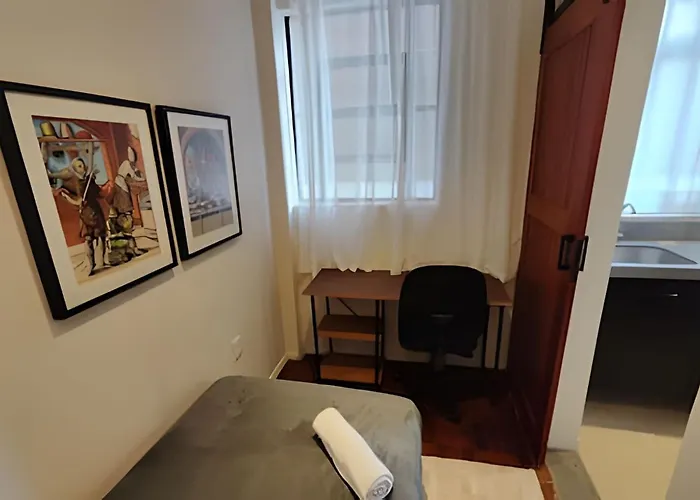 Apartamento Superprático-amplo Apê Com Garagem Em Bairro Nobre Porto Alegre