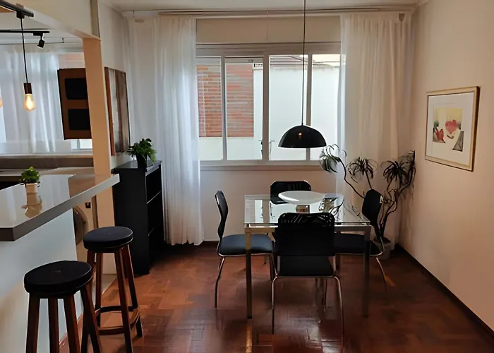 Superprático-amplo Apê Com Garagem Em Bairro Nobre Apartamento Porto Alegre