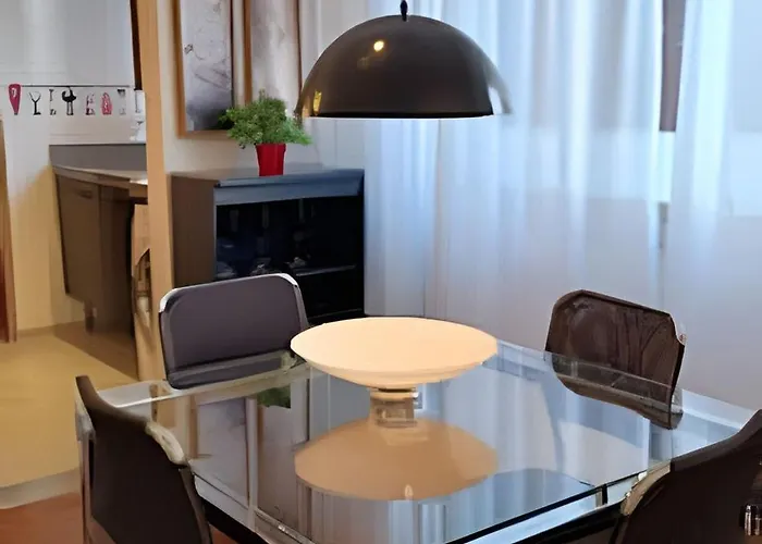 Apartamento Superprático-amplo Apê Com Garagem Em Bairro Nobre